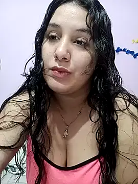 Snapshot of Deina_bunny chatting on 13, 12, 2024 Deina bunny online show from 13, 12, 2024