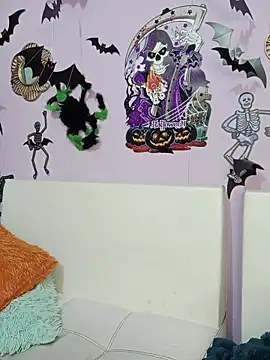 Snapshot of Deina_bunny chatting on 10, 10, 2025 Deina bunny online show from 10, 10, 2025