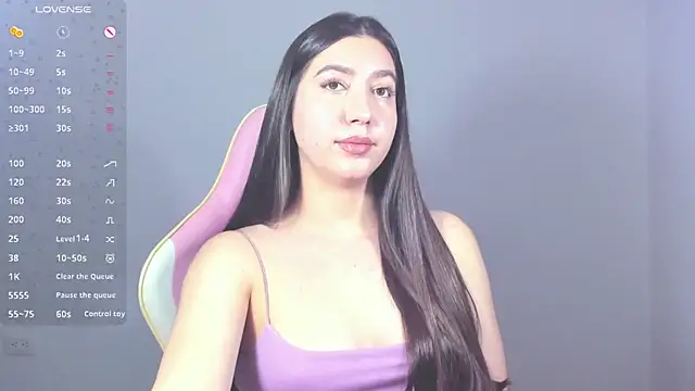 Snapshot of alice-love1 chatting on 11, 1, 2025 alice-love1 online show from 11, 1, 2025