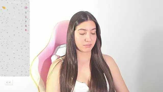 Snapshot of alice-love1 chatting on 1, 2, 2025 alice-love1 online show from 1, 2, 2025