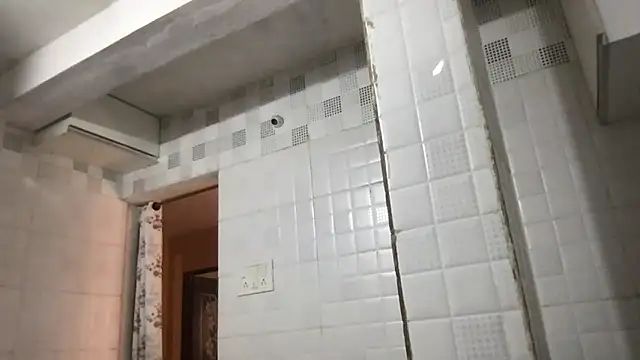 Snapshot of Riyasingh9 chatting on 17, 12, 2024 Riyasingh9 online show from 17, 12, 2024