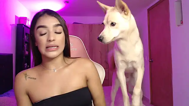 GiltRosebush online show from 23, 1, 2025