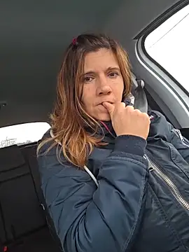 Lina lou4 online show from 14, 2, 2026