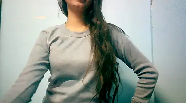 Snapshot of lovelydesi21 chatting on 15, 1, 2025 lovelydesi21 online show from 15, 1, 2025