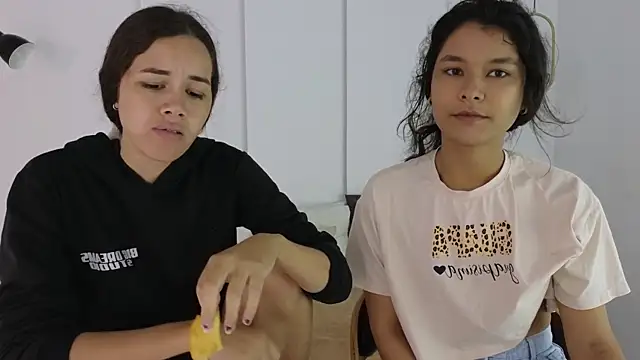 sexychanell 18 online show from 5, 10, 2025