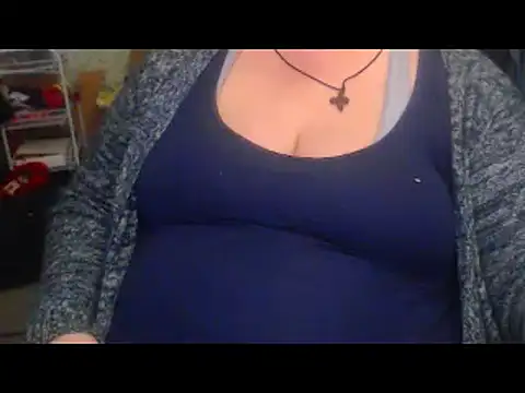 Snapshot of mayasmith chatting on 4, 3, 2025 mayasmith online show from 4, 3, 2025