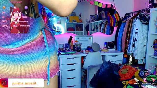 Snapshot of caroline_cossei chatting on 16, 5, 2026 caroline cossei online show from 16, 5, 2026