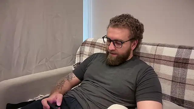 Bear bear  online show from 26, 6, 2026