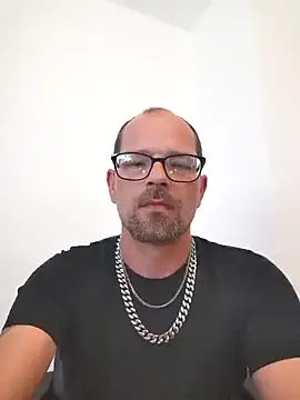 Snapshot of Adrian4711 chatting on 1, 6, 2026 Adrian4711 online show from 1, 6, 2026