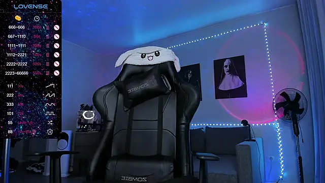 RachelQueen  online show from 13, 11, 2025