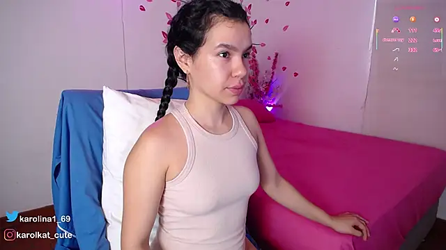 Karolina 1 online show from 20, 12, 2025