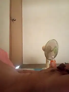 Snapshot of hughug123456 chatting on 9, 9, 2025 hughug123456 online show from 9, 9, 2025