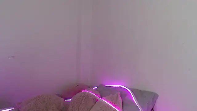 SweetSofty online show from 11, 11, 2025