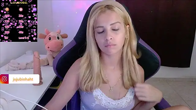 jujubinhahot online show from 7, 3, 2025