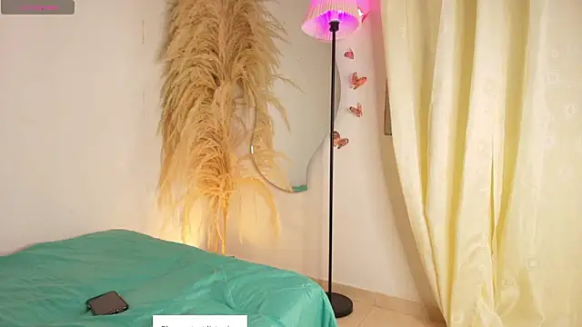 NatashaEgnath online show from 22, 2, 2026