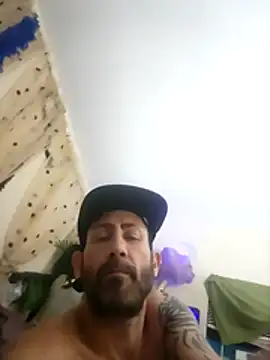 ItalianPapiDripDrip online show from 2, 12, 2025