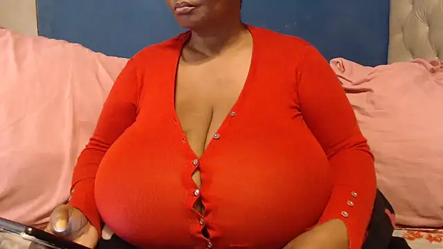 CUTEFIRMMELONSS online show from 2, 10, 2025