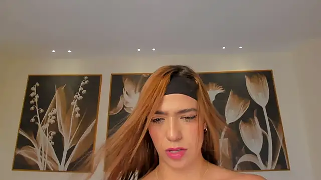 Snapshot of MariamRivera_ chatting on 4, 12, 2024 MariamRivera  online show from 4, 12, 2024