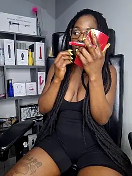 Shaniko89 online show from 14, 3, 2025