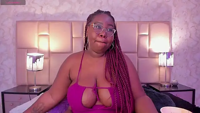 Darnellqueen online show from 14, 1, 2025