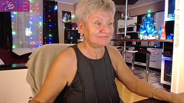 Snapshot of roxana_brooks chatting on 31, 12, 2024 roxana brooks online show from 31, 12, 2024