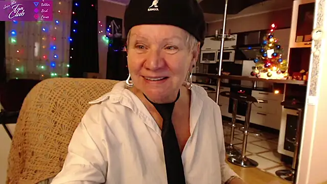 Snapshot of roxana_brooks chatting on 6, 1, 2025 roxana brooks online show from 6, 1, 2025