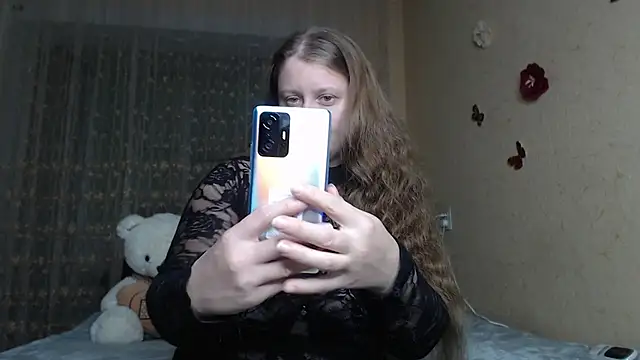 Snapshot of CumCpl chatting on 4, 10, 2025 CumCpl online show from 4, 10, 2025