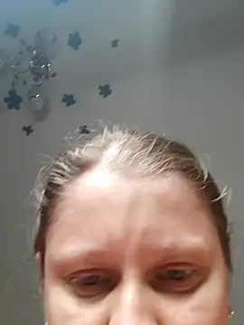 Snapshot of CumCpl chatting on 17, 10, 2025 CumCpl online show from 17, 10, 2025