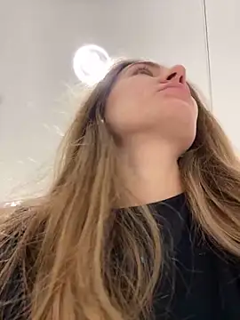 ValenciaShock online show from 4, 12, 2024