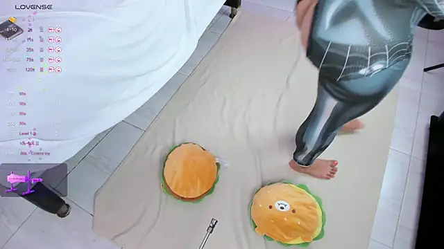 Isabella Daniell online show from 10, 2, 2026