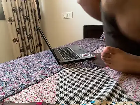 debu46 online show from 24, 9, 2025