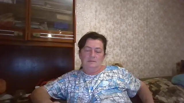 GypsiQueen2 online show from 14, 9, 2025