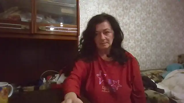 GypsiQueen2 online show from 8, 10, 2025