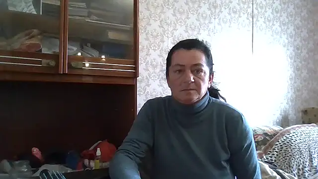 GypsiQueen2 online show from 3, 11, 2025