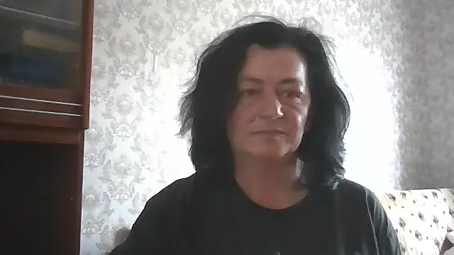 Snapshot of GypsiQueen2 chatting on 5, 7, 2026 GypsiQueen2 online show from 5, 7, 2026