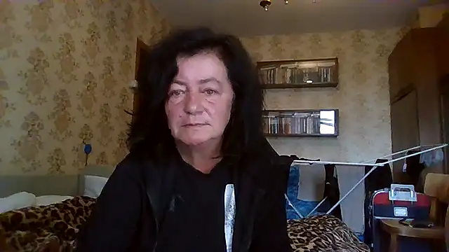 Snapshot of GypsiQueen2 chatting on 11, 7, 2026 GypsiQueen2 online show from 11, 7, 2026