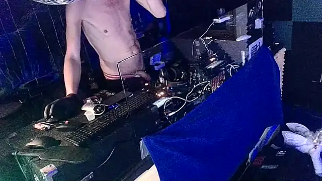 thingsbums online show from 4, 4, 2026