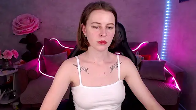 tiffany  burn online show from 28, 2, 2025