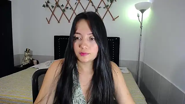 naughty girl 4u online show from 11, 3, 2026