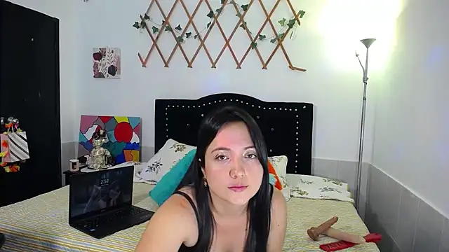 naughty girl 4u online show from 11, 4, 2026