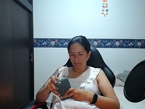 sharoon cheerry online show from 10, 9, 2025