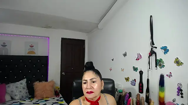 Snapshot of mature_bigboobs10 chatting on 6, 6, 2026 mature bigboobs10 online show from 6, 6, 2026