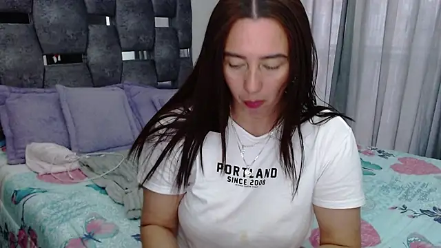 sara hott 1 online show from 21, 11, 2025