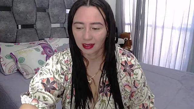 Snapshot of sara_hott_1 chatting on 18, 5, 2026 sara hott 1 online show from 18, 5, 2026