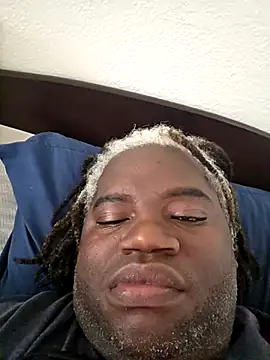 Snapshot of Tretre89 chatting on 9, 10, 2025 Tretre89 online show from 9, 10, 2025