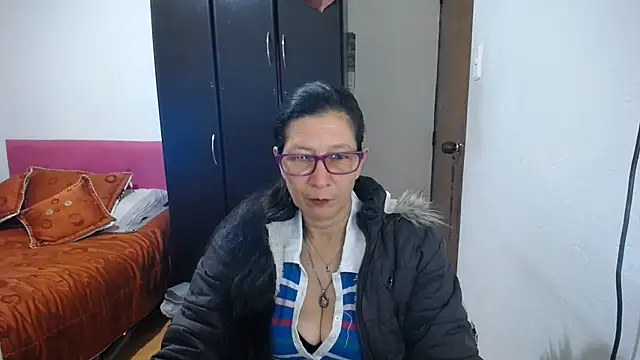 Snapshot of latin49 chatting on 25, 6, 2026 latin49 online show from 25, 6, 2026