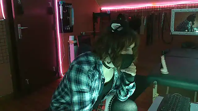 Snapshot of Ginny-the-bdsm-nympho chatting on 24, 2, 2025 Ginny-the-bdsm-nympho online show from 24, 2, 2025