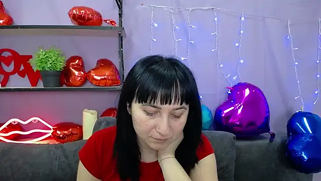 NinaFlawlees online show from 3, 3, 2025