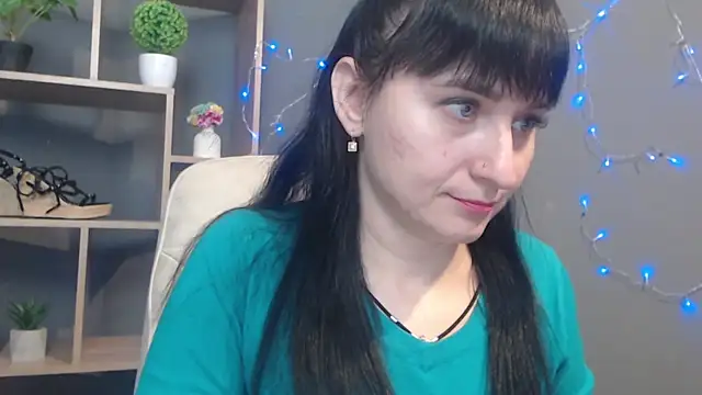 NinaFlawlees online show from 22, 11, 2025