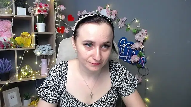 NinaFlawlees online show from 3, 7, 2026